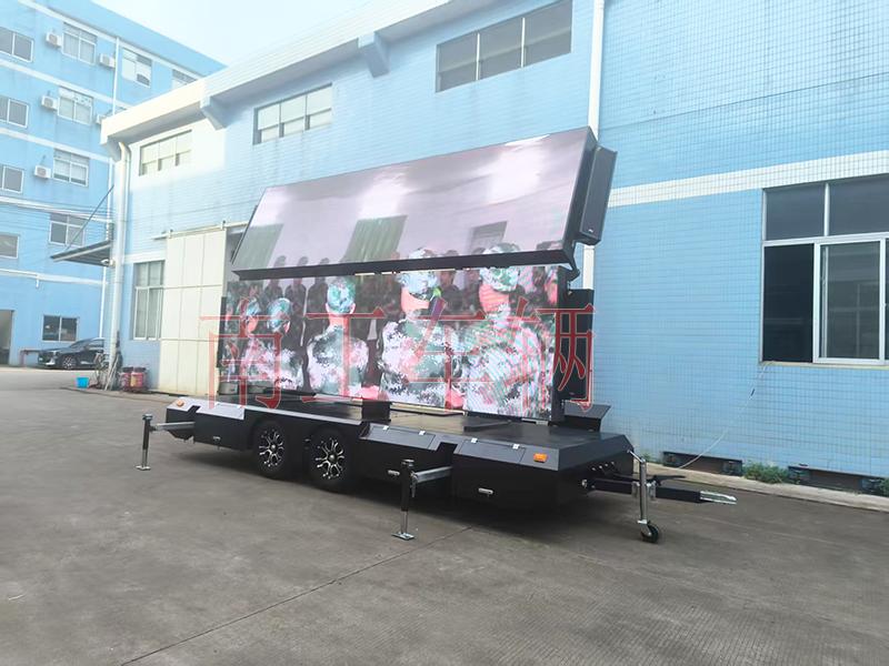 牽引式15平方大型戶外LED廣告拖車 帶四音響全自動(dòng)升降旋轉(zhuǎn)折疊工具拖車